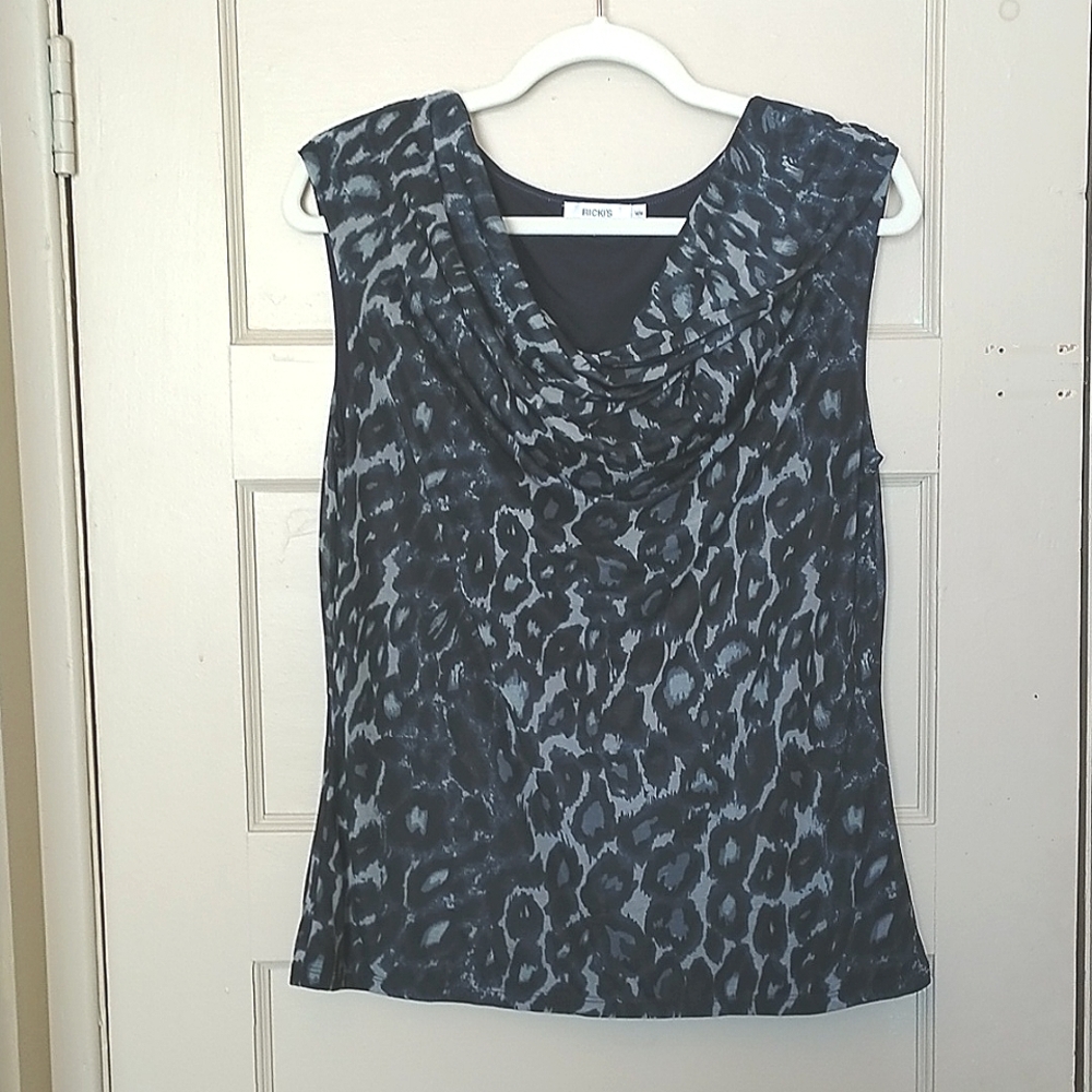 3/$30💜 EUC Ricki's Size M Sleeveless Leopard Print Top